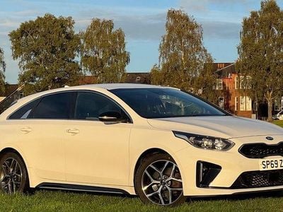 Used Kia ProCeed GT-Line 136 HP (100 kW) 2019 White Estate