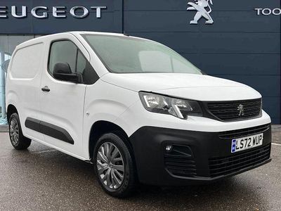 White Used 2022 Peugeot Partner Premium MPV | £12,495 (Fair price)