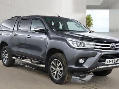 Usado Toyota HiLux 150 HP (110 kW) 2017 Cinzento Pickup