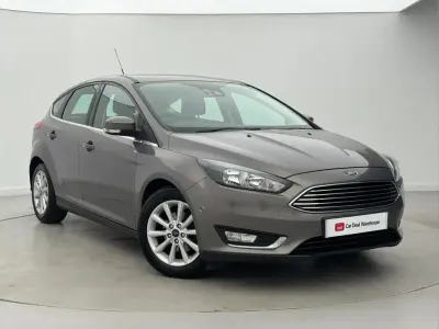 Used Ford Focus Titanium 123 HP (90 kW) 2016 Brown Hatchback
