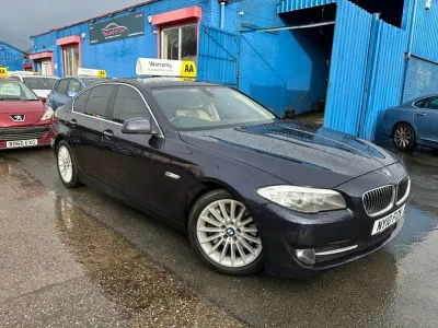 Used BMW 530 Comfort Edition 2010 Blue Sedan