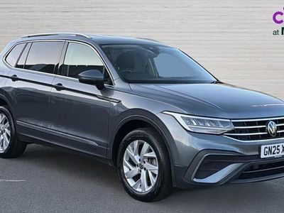 Used VW Tiguan Allspace Life 150 HP (110 kW) 2025 Platinum grey metallic SUV