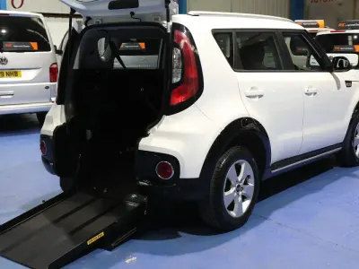 Used Kia Soul 132 HP (97 kW) 2019 White SUV