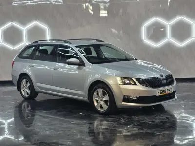 Used Skoda Octavia SE 115 HP (84 kW) 2018 Silver Estate