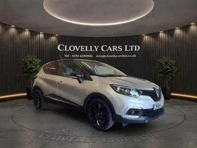 Używany Renault Captur Iconic 90 KM (66 kW) 2018 Czarny SUV