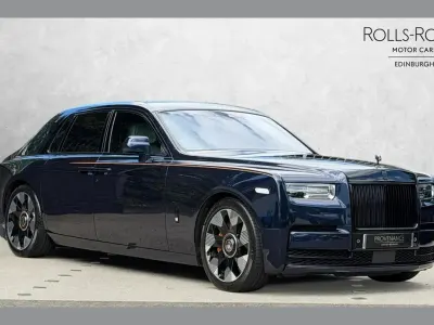 Used Rolls Royce Phantom 571 HP (419 kW) 2025 Blue Sedan