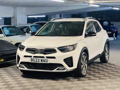 White Used 2022 Kia Stonic GT-Line SUV | £6,989 (Good price)