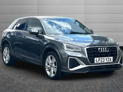 Used Audi Q2 Comfort 148 HP (108 kW) 2023 Daytona grey SUV