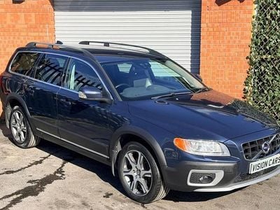 Used Volvo XC70 SE Lux 215 HP (158 kW) 2011 Blue Estate