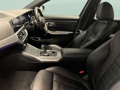 BMW 330e