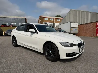 Used BMW 318 Sport Line 143 HP (105 kW) 2014 White Sedan