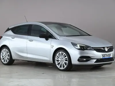 Used Vauxhall Astra Edition 145 HP (106 kW) 2021 Silver Hatchback