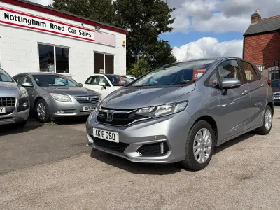 Used Honda Jazz SE 102 HP (75 kW) 2018 Silver Hatchback