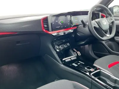 Nouă Vauxhall Mokka 98 kW (134 CP) 2026 Gri SUV