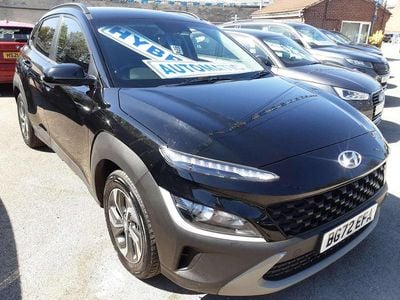 Second-hand Hyundai Kona SE 195 CP (143 kW) 2022 Negru SUV