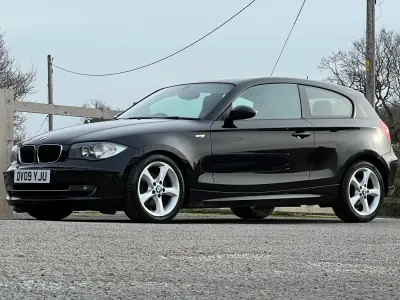 Używany BMW 116 Sport Line 2009 Czarny Hatchback