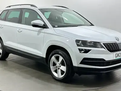 Used Skoda Karoq SE 150 HP (110 kW) 2021 White SUV
