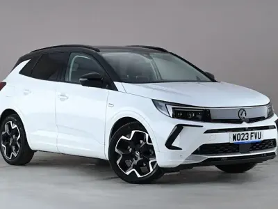 Used Vauxhall Grandland X Ultimate 131 HP (96 kW) 2023 White SUV