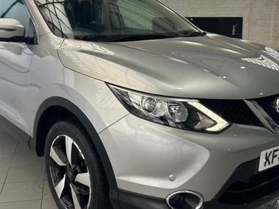 Used Nissan Qashqai N-Connecta 110 HP (80 kW) 2016 Silver SUV