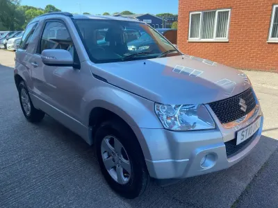 Used Suzuki Grand Vitara SZ3 106 HP (77 kW) 2010 Silver SUV