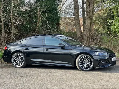 Usado Audi RS5 Sportback Advanced 450 HP (330 kW) 2022 Preto Citadino