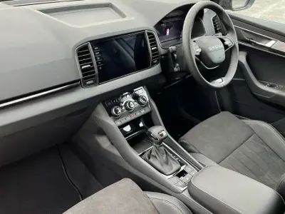 Ny Skoda Karoq SE L 150 HK (110 kW) 2025 Grå SUV