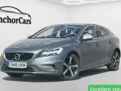 Usado Volvo V40 R-Design 122 CV (89 kW) 2018 Gris Utilitario