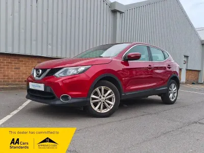 Used Nissan Qashqai Acenta 110 HP (80 kW) 2014 Red SUV