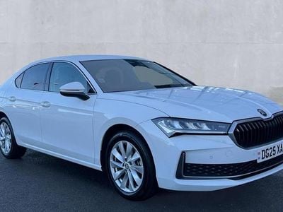 Pure white Used 2025 Skoda Superb SE Technology | £23,990 (Fair price)