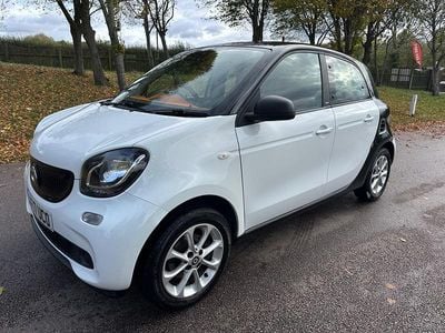 White Used 2017 Smart ForFour Passion Hatchback | £4,950 (Good price)