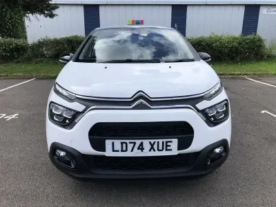 Gebraucht Citroën C3 PureTech 108 PS (79 kW) 2024 Weiß Kleinwagen