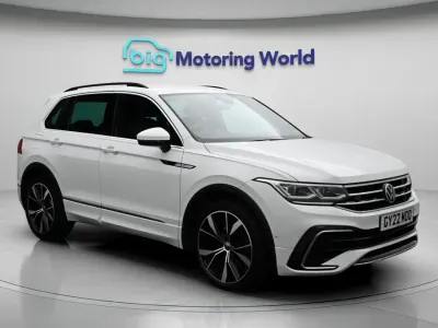 Używany VW Tiguan R-line 150 KM (110 kW) 2022 Biały SUV