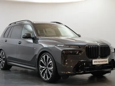Usado BMW X7 M Sport 347 CV (255 kW) 2026 Gris SUV