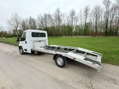 Usado Peugeot Boxer 2022 Blanco Van