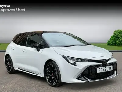 Usado Toyota Corolla Sport 122 CV (89 kW) 2022 Gris Utilitario