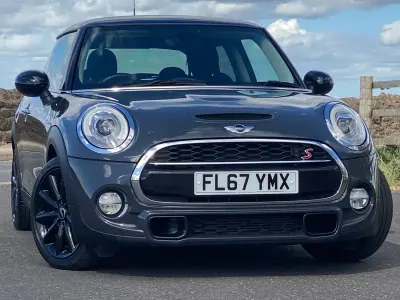 Begagnad Mini Cooper S Chili 192 HK (141 kW) 2017 Grå Halvkombi