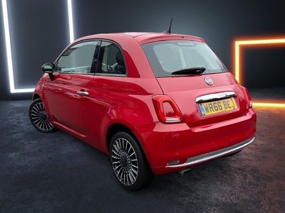 Used Fiat 500 Lounge 105 HP (77 kW) 2016 Red Hatchback