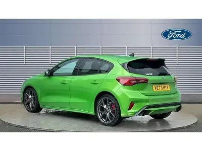 Used Ford Focus ST 280 HP (205 kW) 2023 Green Hatchback