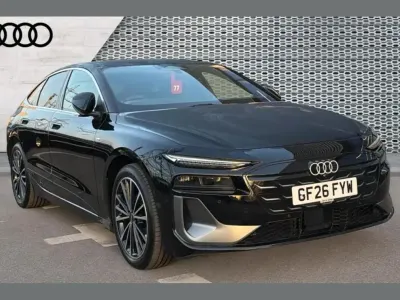 Usado Audi A6 e-tron S-Line 210 kW (286 HP) 2026 Preto Citadino