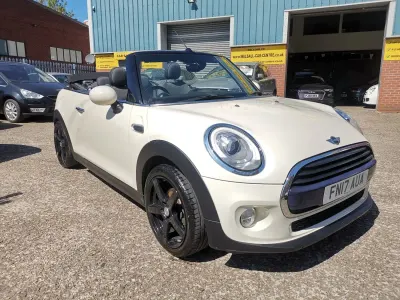 Begagnad Mini Cooper Cabriolet 134 HK (98 kW) 2017 Vit Cab
