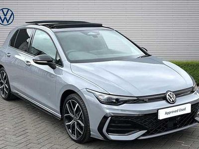 Nouă VW Golf VIII 150 CP (110 kW) 2025