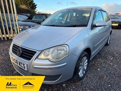 Silver Used 2018 VW Polo | £3,495 (Good price)