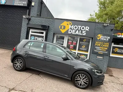 Used VW Golf VII SE 115 HP (84 kW) 2017 Grey Hatchback