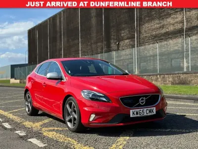 Used Volvo V40 R-Design 152 HP (111 kW) 2015 Red Estate