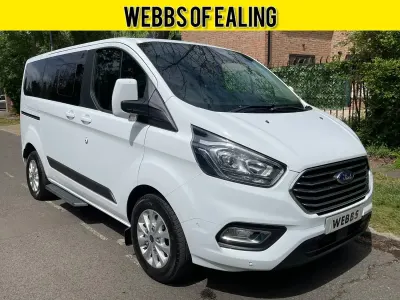 Used Ford Tourneo Custom Zetec 105 HP (77 kW) 2021 White Van