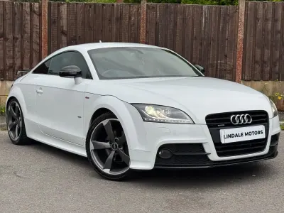 Used Audi TT Black Edition 184 HP (135 kW) 2014 White Coupe