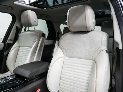 Usado Land Rover Discovery 5 HSE 2017 Negro SUV
