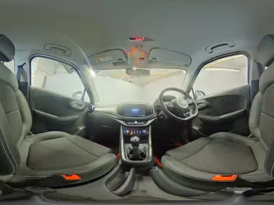 Usado MG MG3 Exclusive 106 CV (77 kW) 2022 Blanco Utilitario