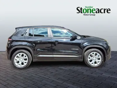 Usado Jeep Avenger Altitude 100 CV (73 kW) 2024 Negro SUV