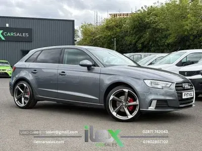Usado Audi A3 Sport 150 HP (110 kW) 2017 Cinzento Citadino